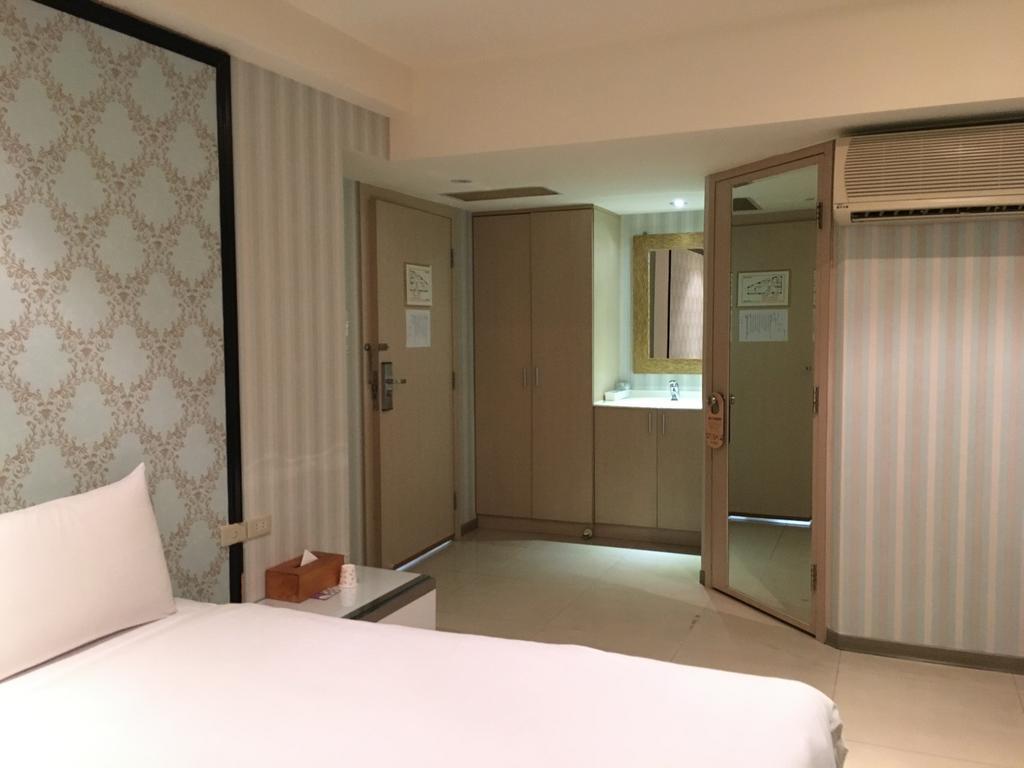 Daylight Hotel Zhonghe  Zewnętrze zdjęcie